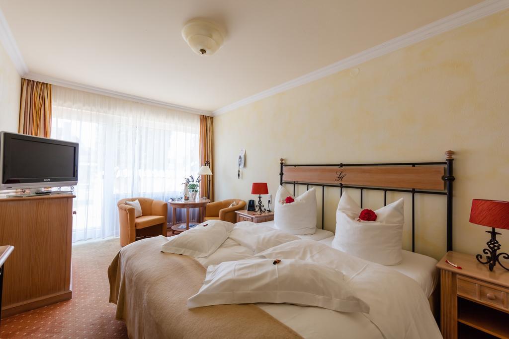 Hotel Landhaus Haffkrug Scharbeutz Bagian luar foto